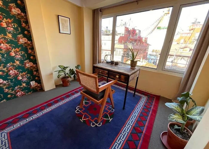 Big Traditional With Boudha Stupa View Apartment *